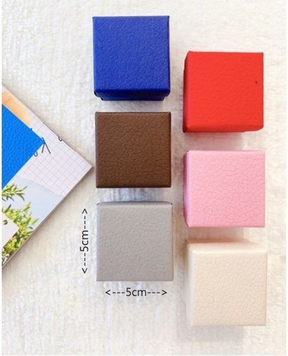 [138037-10] Cajitas 5x5cm en color negro 24 unidades - Caja de regalos